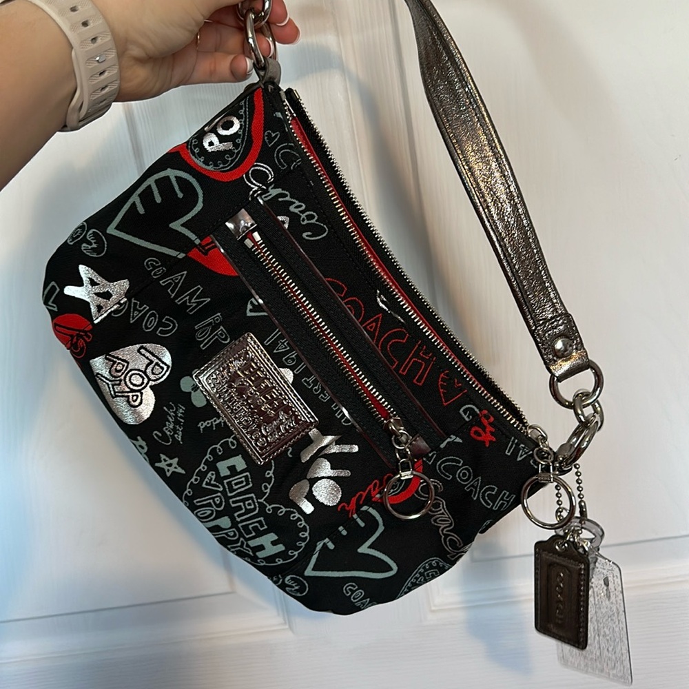Coach poppy purse